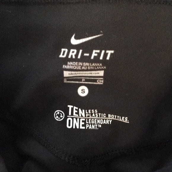 NIKE Women’s DRI-FIT CAPRI PANTS - Picture 5 of 7